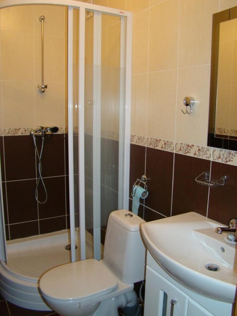 ホテル Na Velykim ヤレムチャ 部屋 写真